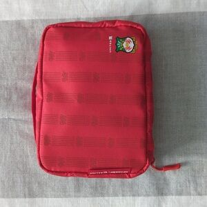 Wrexham AFC Limited Edition United Airlines Amenity Kit